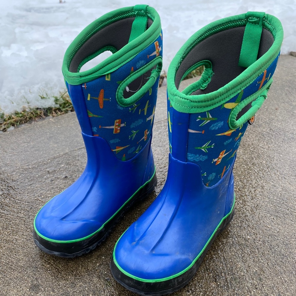 Bogs Classic Plane Insulated Boots kids size 11